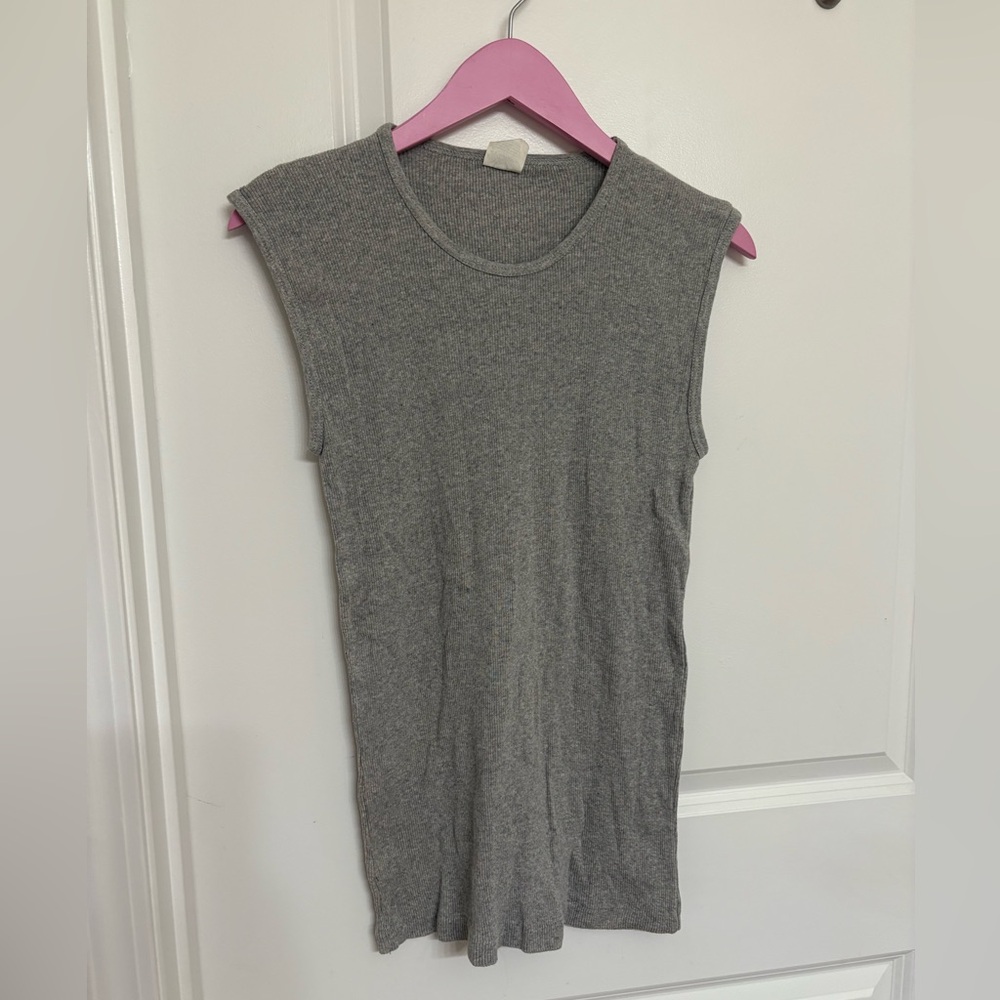 Lord & Taylor Gray Fitted Tank Top